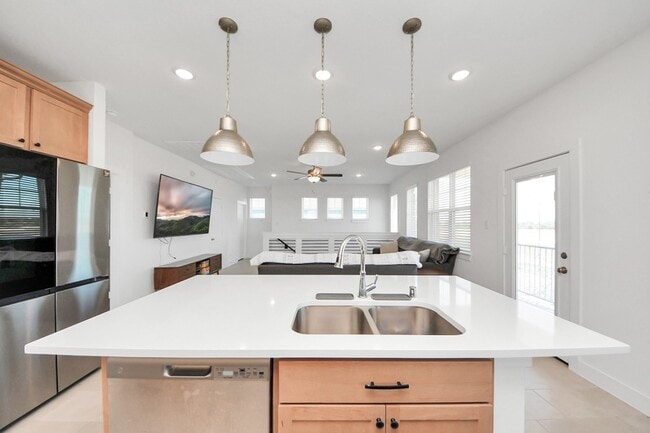 Building Photo - 7655 Jerrara Hts Ln