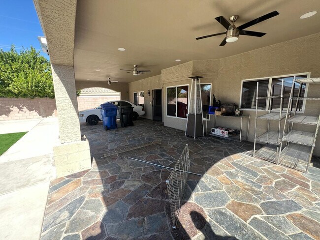 Building Photo - 11175 W Ashley Chantil Dr