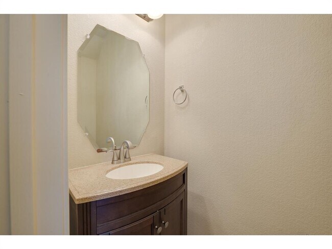 Building Photo - 13925 Fallsprings Way