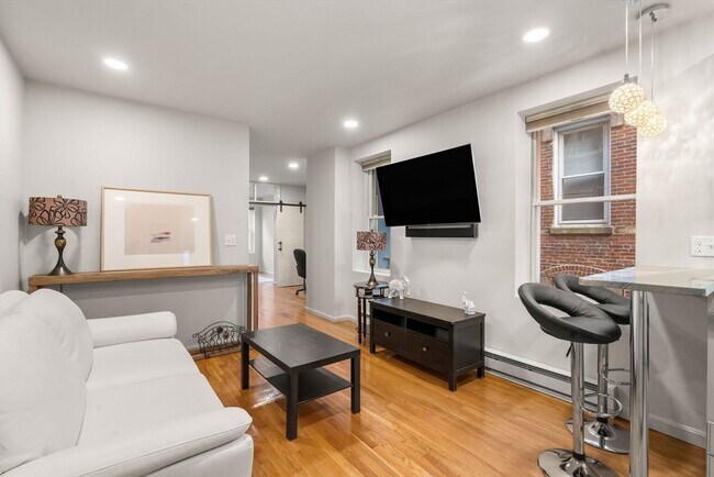 Building Photo - 88 Prince St