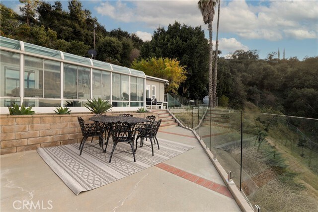 Building Photo - 3323 Ione Dr