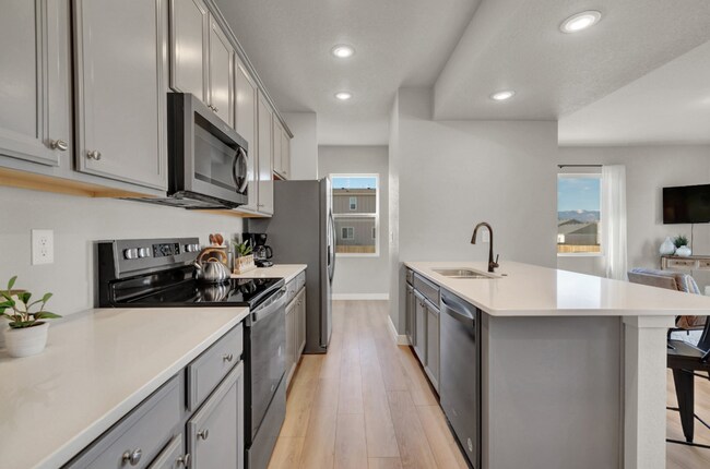 Building Photo - BRAND NEW HOME MINUTES FROM FORT CARSON AN...
