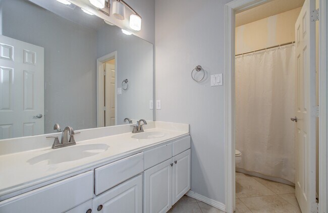 Building Photo - 3430 Rolling Terrace Dr