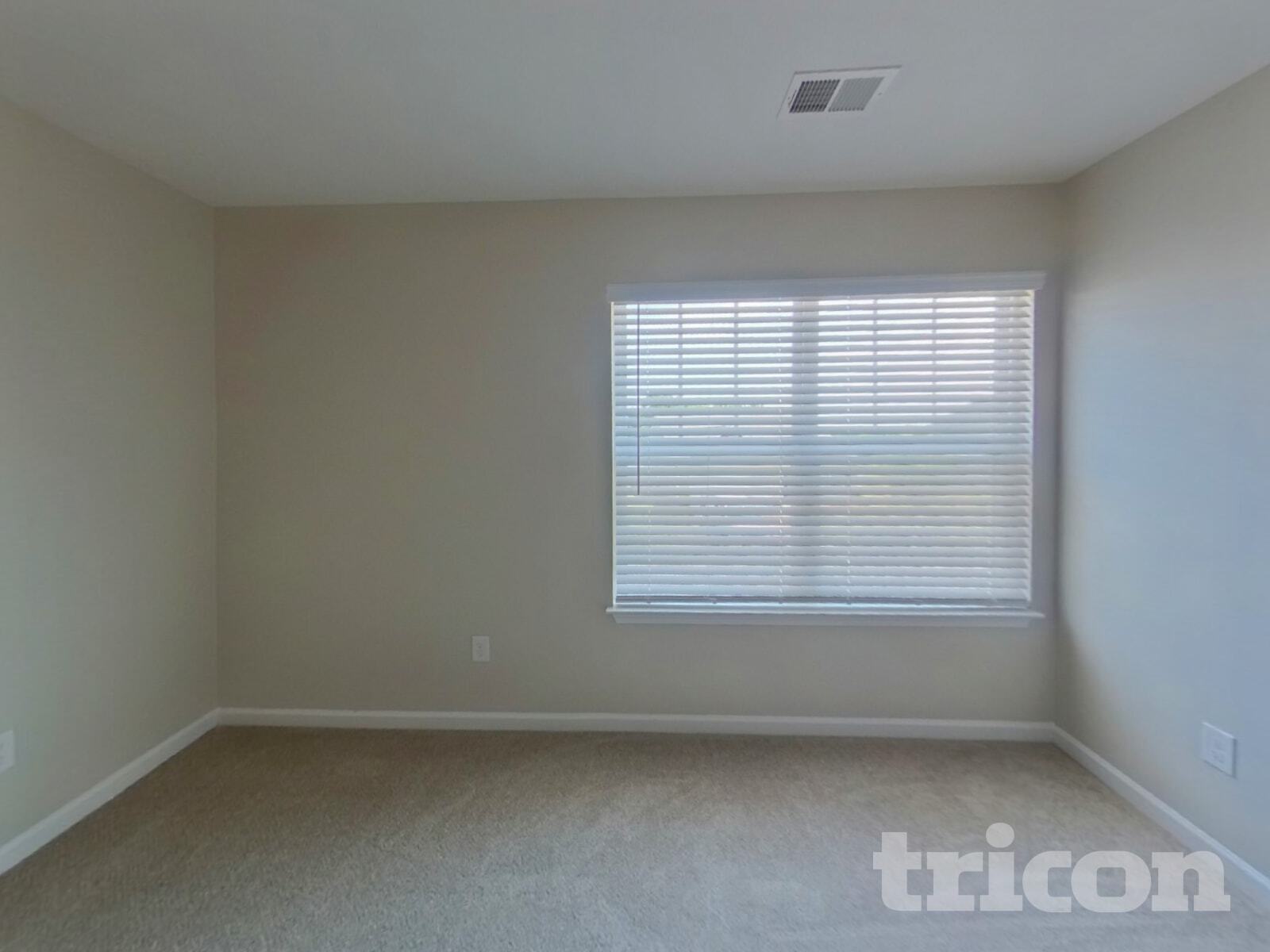 Building Photo - 260 Millen Dr