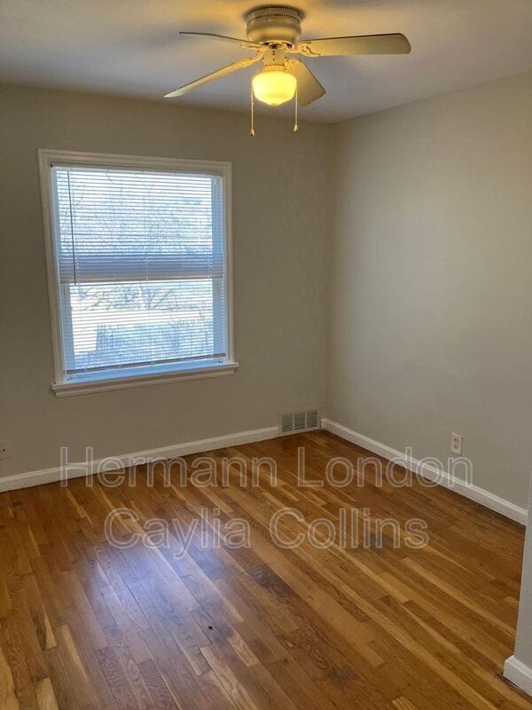 Building Photo - 1049 Willmann Ct