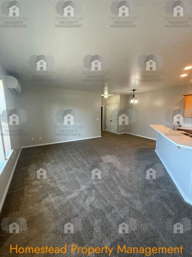 Building Photo - 168