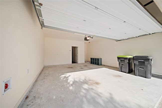 Building Photo - 5554 Sallow Bay Ln