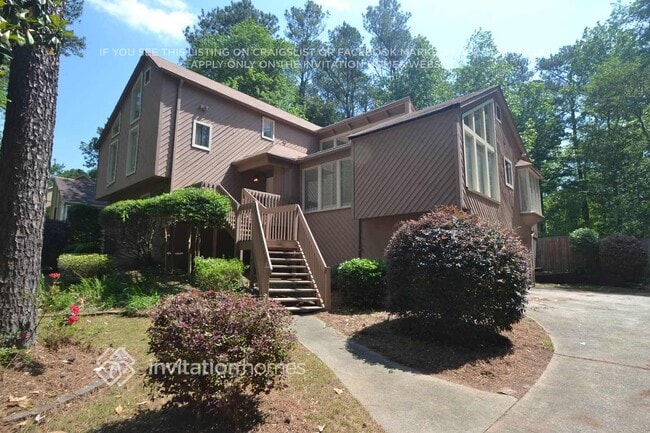 Building Photo - 2648 Spencers Trace NE