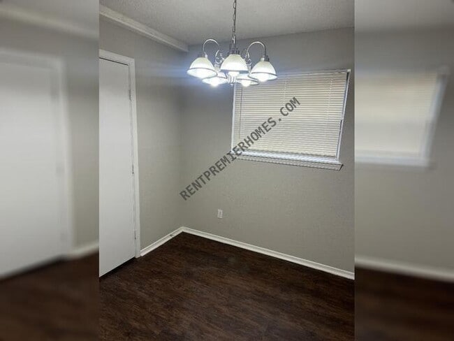 Building Photo - 4909 Cinderella Dr