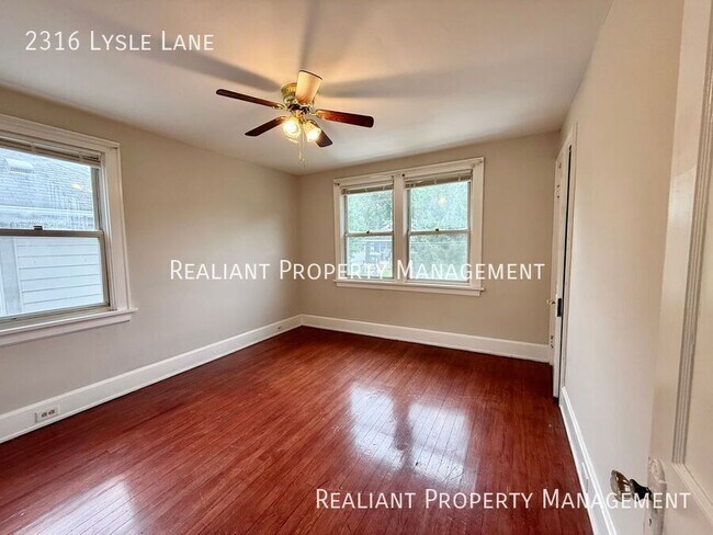 Building Photo - 2316 Lysle Ln