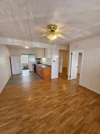 Building Photo - Beautifully Renovated Apartment in Hilo