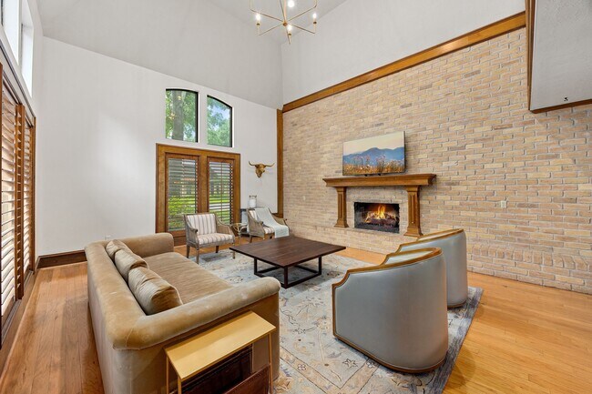 Building Photo - 12914 Ivyforest Dr