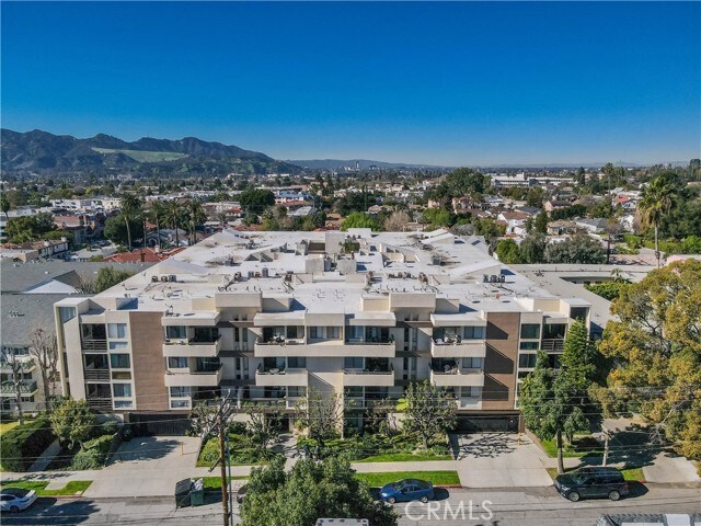 Building Photo - 1305 N Columbus Ave