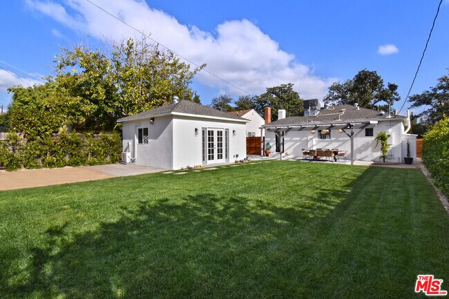 Building Photo - 6167 Costello Ave