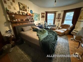 Building Photo - 19 Long Ave