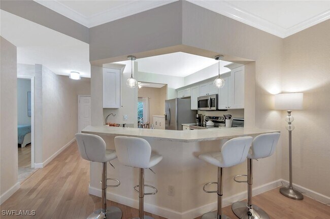 Building Photo - 818 Tanbark Dr