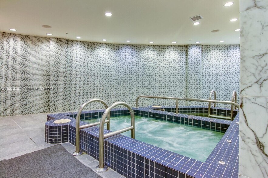 Building Photo - 244 Biscayne Blvd