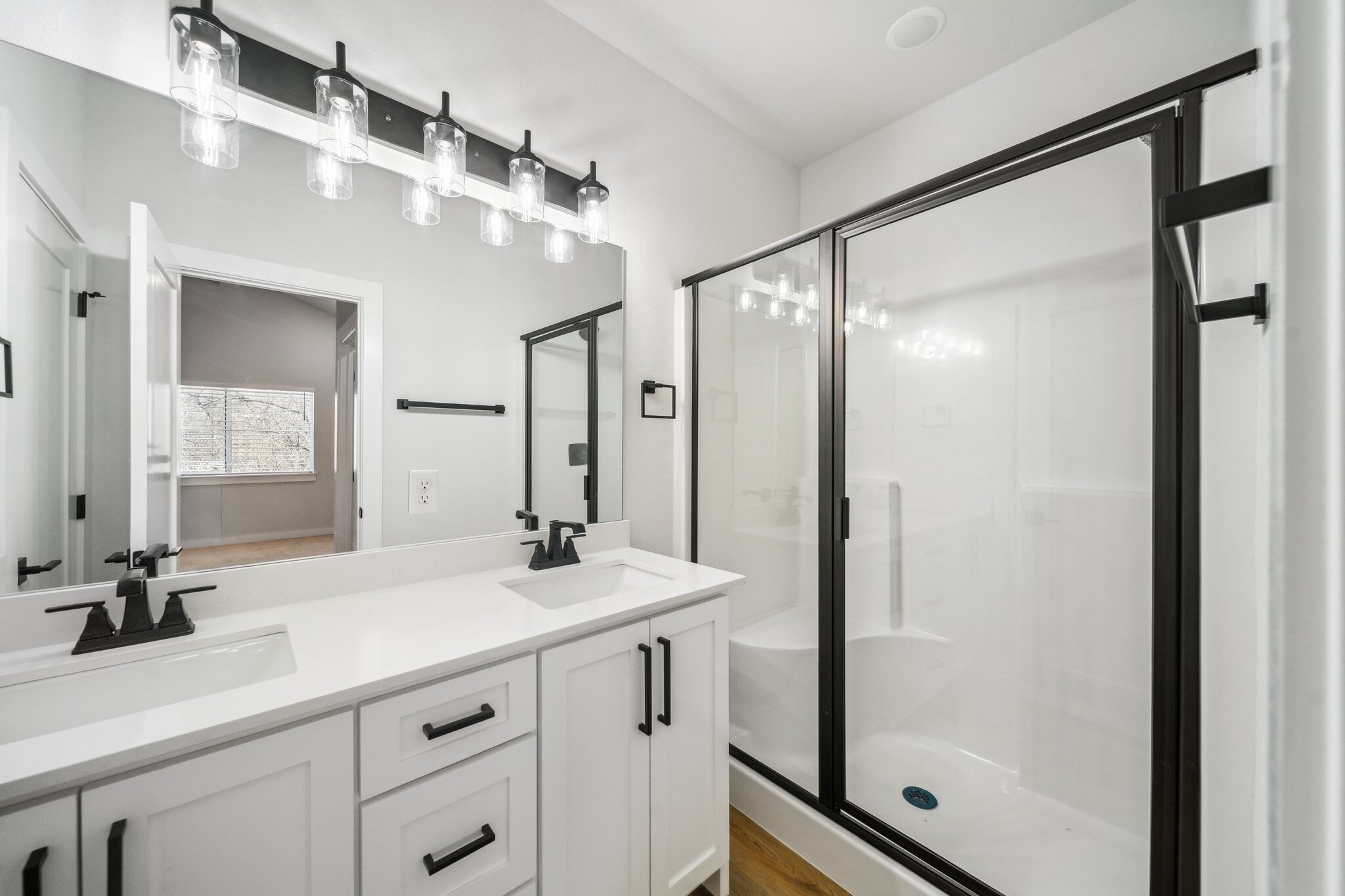 Master Bath, Double Vanity - 811 N Date Ave