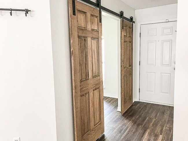 Building Photo - Home in Foxwood Estates