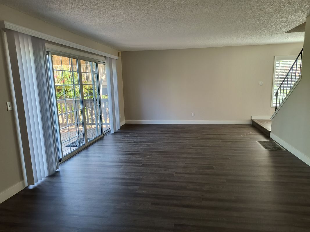 Building Photo - 6805 Castillo Ct