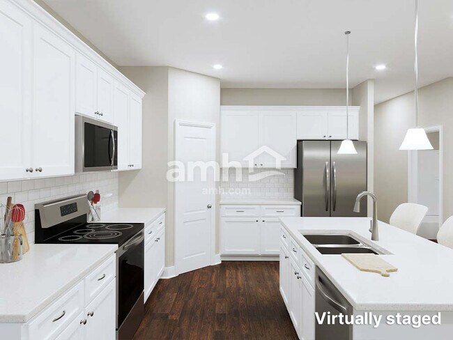 Building Photo - 909 Headland Wy