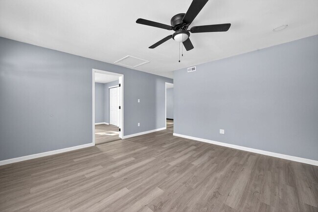 Building Photo - For Rent – 3 Bedroom Home | Section 8 Welcome