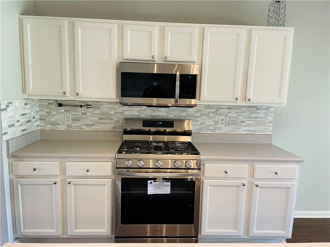 Building Photo - 3615 Beacon Ridge