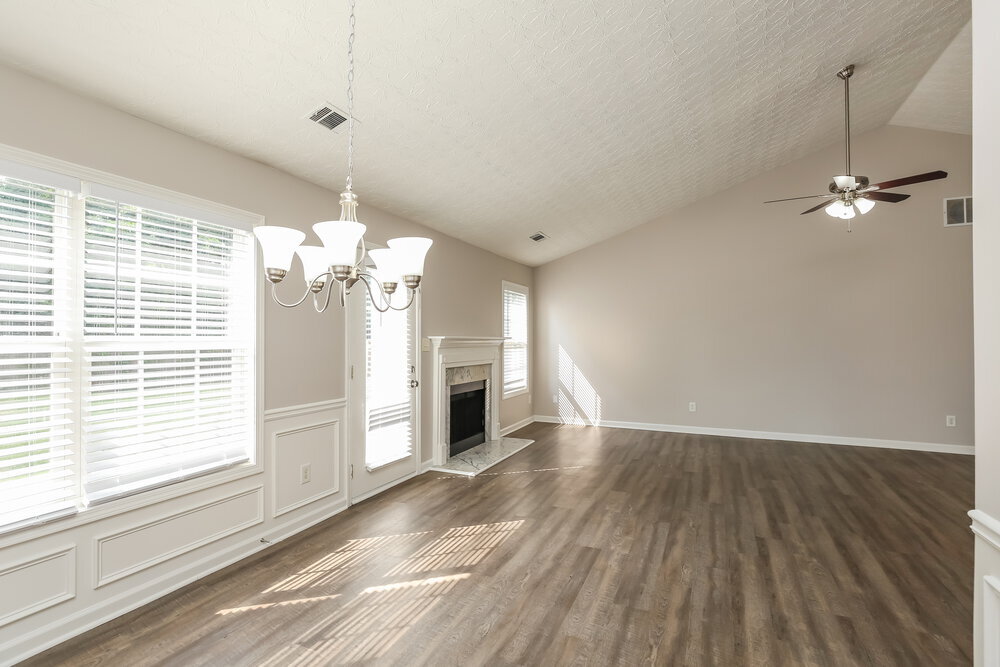 Building Photo - 2435 Cordillo Dr