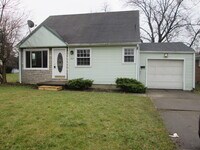 Building Photo - 285 E Howard St