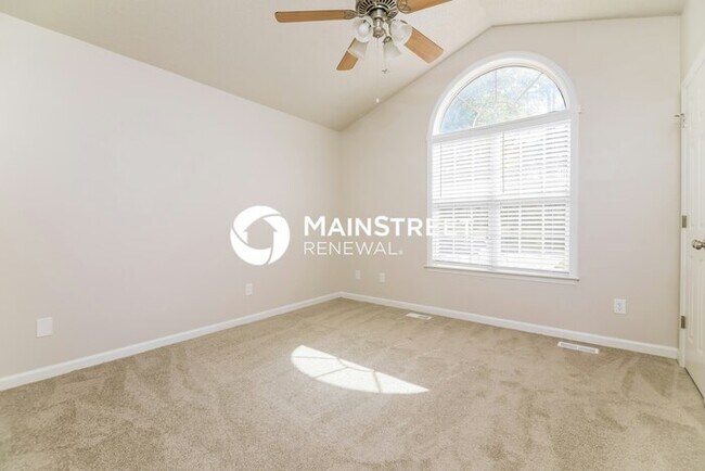 Building Photo - 3 Bedroom Pet-Friendly Home in CLAYTON, NC...