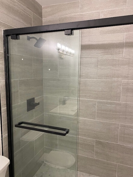 Building Photo - 259 S Pickett St