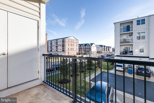 Building Photo - 23502 Belvoir Woods Terrace