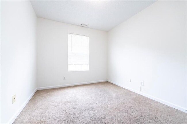 Building Photo - 6045 Capitol Knoll