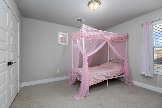 Building Photo - 17828 Hanson Ridge Dr