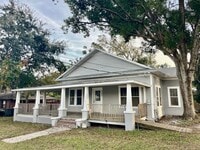 Building Photo - Beautiful Historic Dade City 4BR/3BA Home NO APPLICATION FEE!!