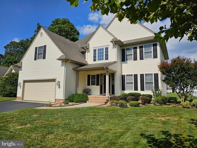 Building Photo - 28050 Cross Creek Dr