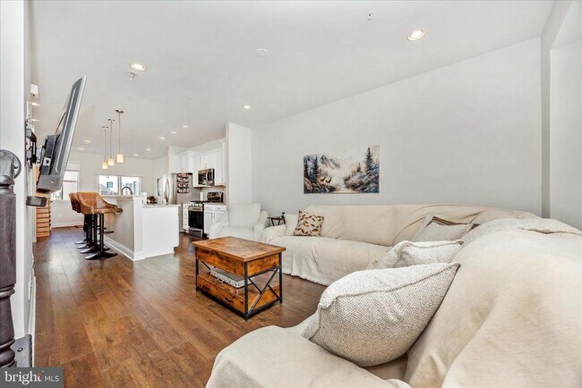 Building Photo - 5018 Judicial Wy