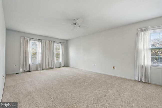 Building Photo - 12451 Plowman Ct
