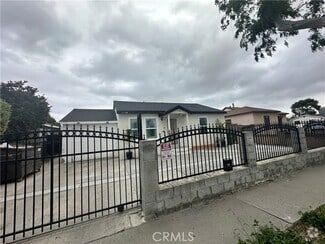 Building Photo - 1318 W 131st St