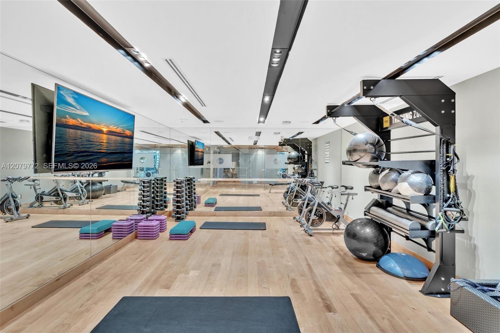 Building Photo - 900 Biscayne Blvd