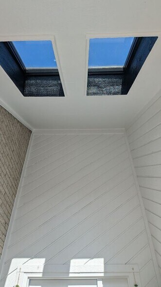 Building Photo - 30384 Castleford Ct
