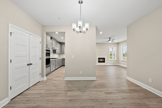 Building Photo - 7994 Humie Olive Rd