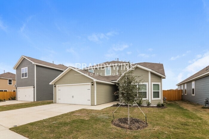 Building Photo - 9613 Klondike Dr