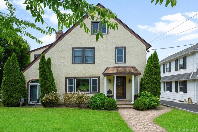 Building Photo - 46 Kane Ave