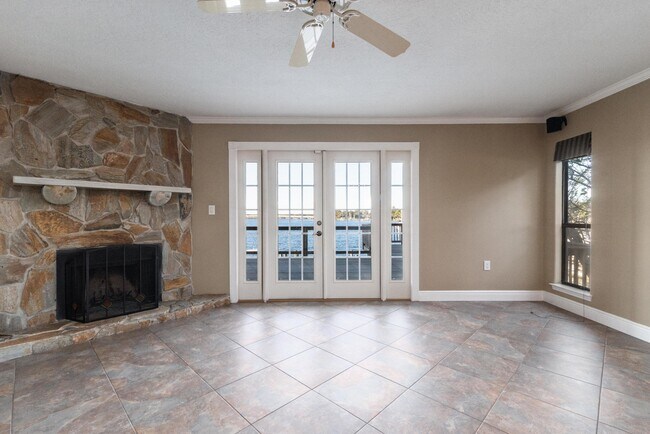 Building Photo - 202 Snug Harbour Dr