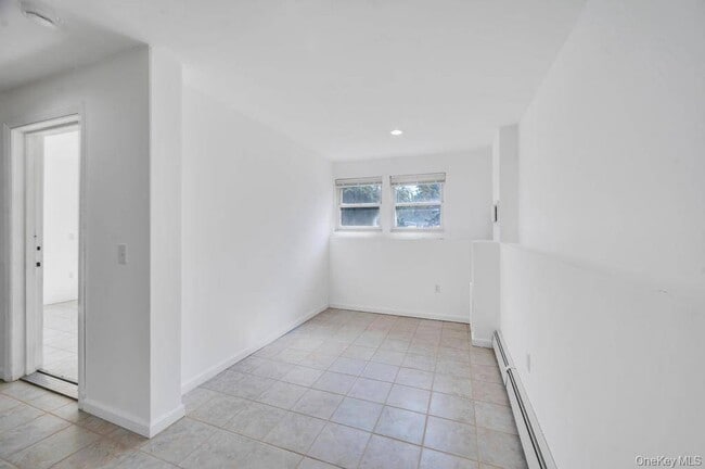 Building Photo - 20 Handsome Ave
