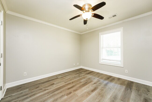 Building Photo - 2600 Trotters Walk Trail