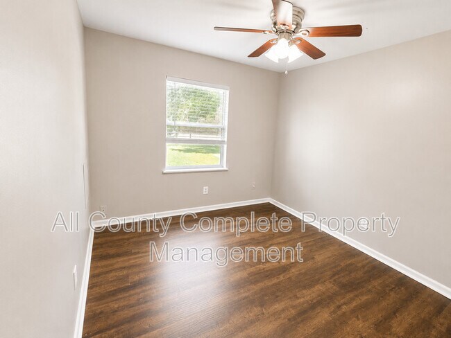 Building Photo - 10881 Key Coral Dr