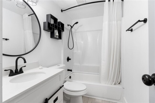 Building Photo - 6940 Cainwood Dr