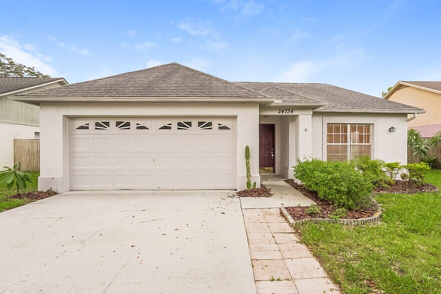 Primary Photo - 24734 Silversmith Dr